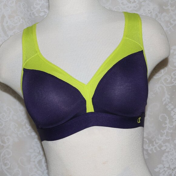 Champion ladies sports bra no band size but is size small - Picture 1 of 6